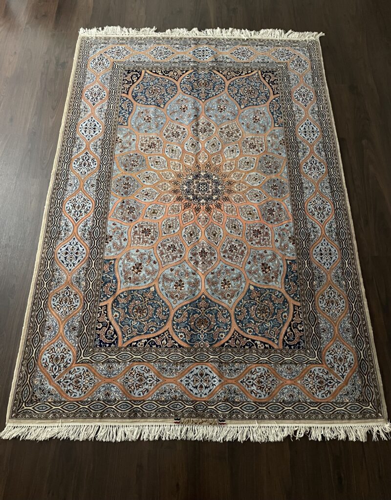 Persian Isfahan rug سجادة  فارسيه أصفهان