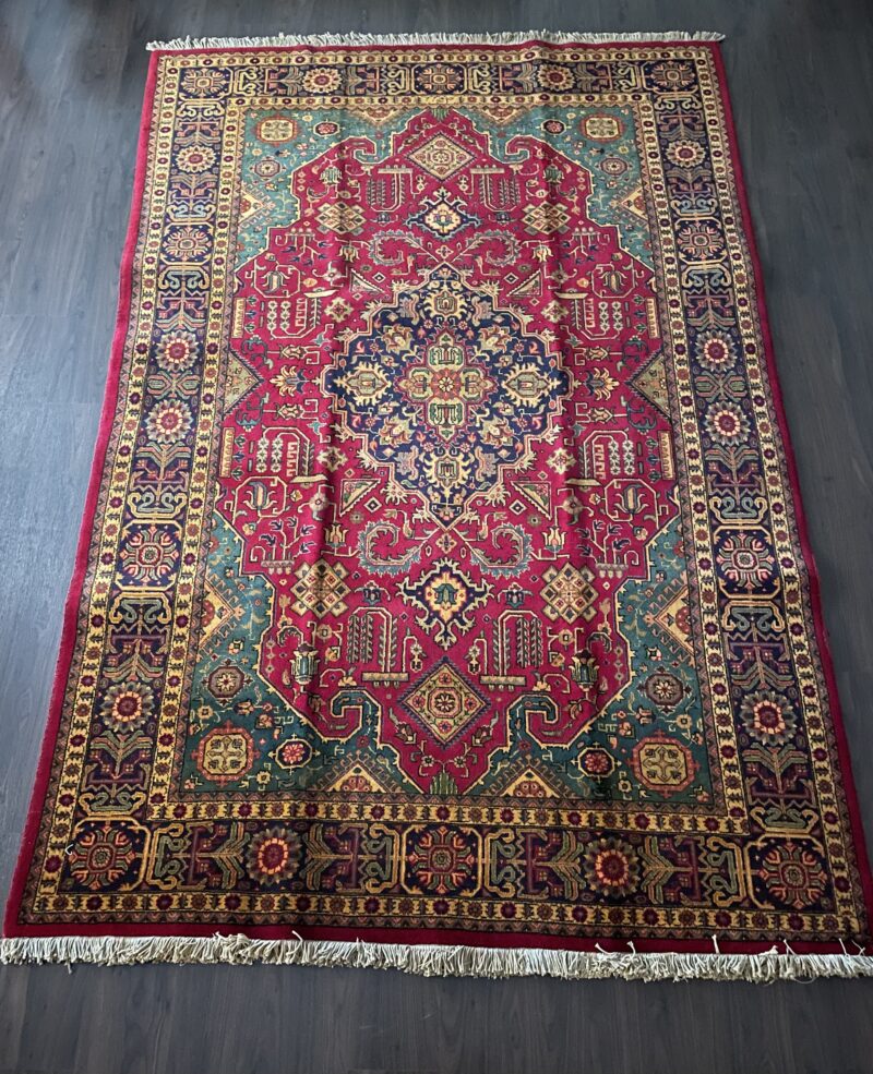 Persian Tabriz Rug سجادة فارسيه تبريز
