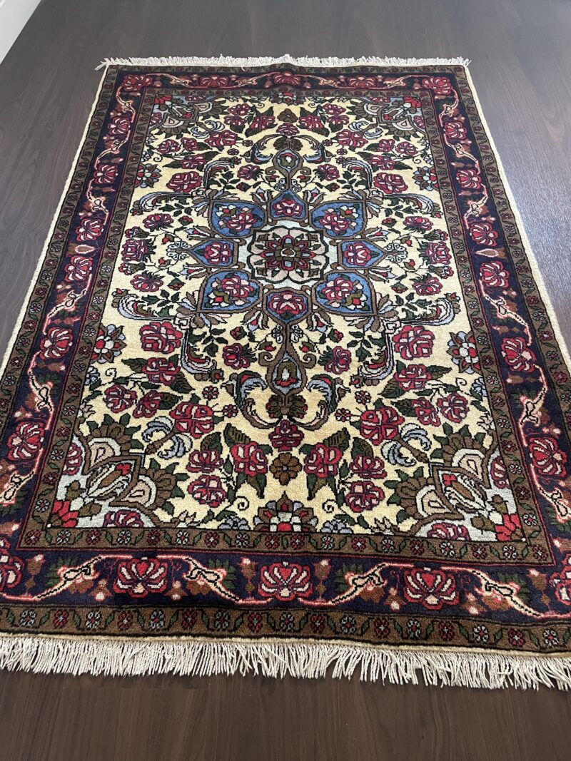 155 x 105 Persian rug Hamedan سجادة فارسيه همدان - Image 2