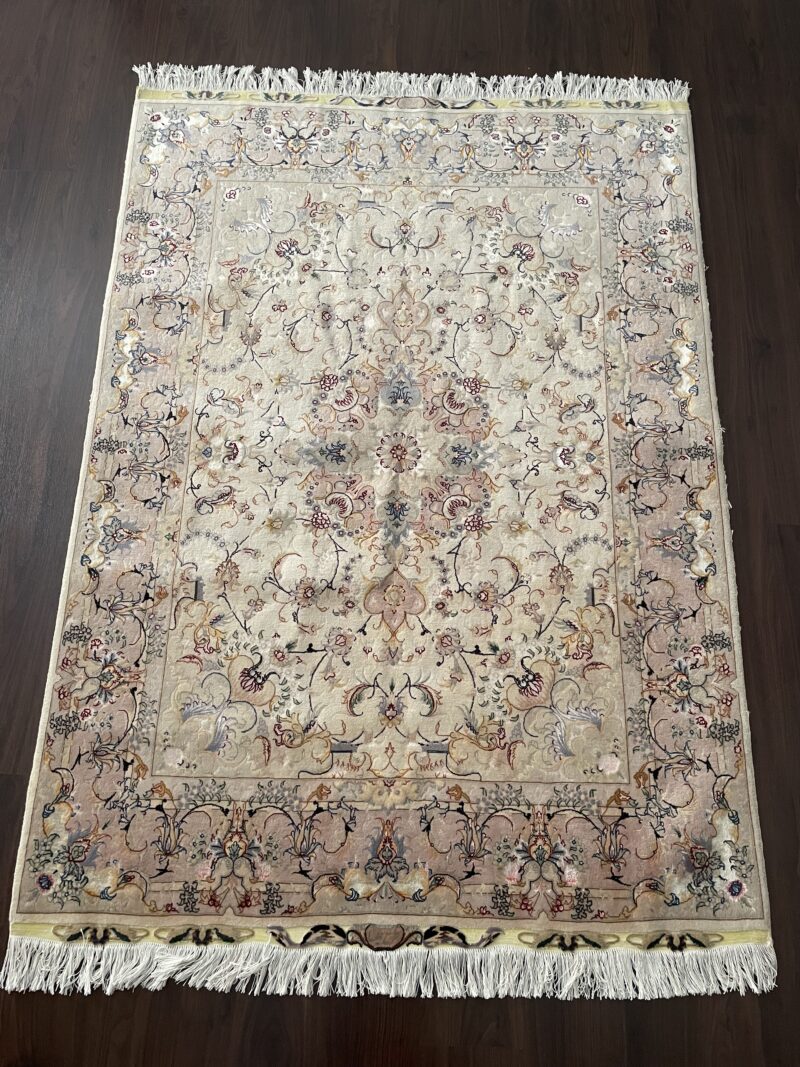 210 x 1.5 Persian Tabriz Rug سجادة فارسيه تبريز