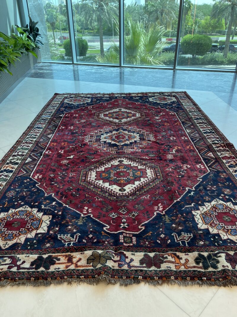 315 x 215 Shiraz Persian rug سجادة فارسيه شيرازيه - Image 2