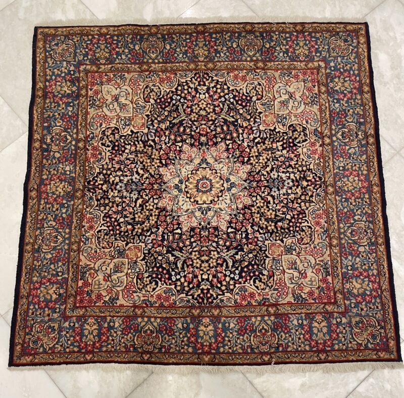 2X2 Kerman Persian Rug  سجادة كرمان فارسيه مربعه