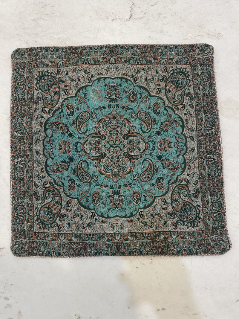 42X42 persian cushions مخدات إيرانيه - Image 2