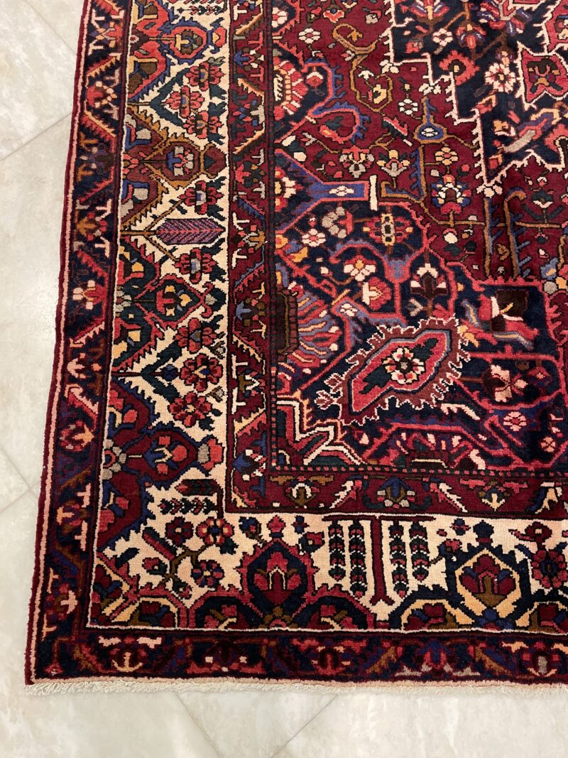 365X309 Persian Bakhtiari Rug سجاد فارسي بختياري - Image 2