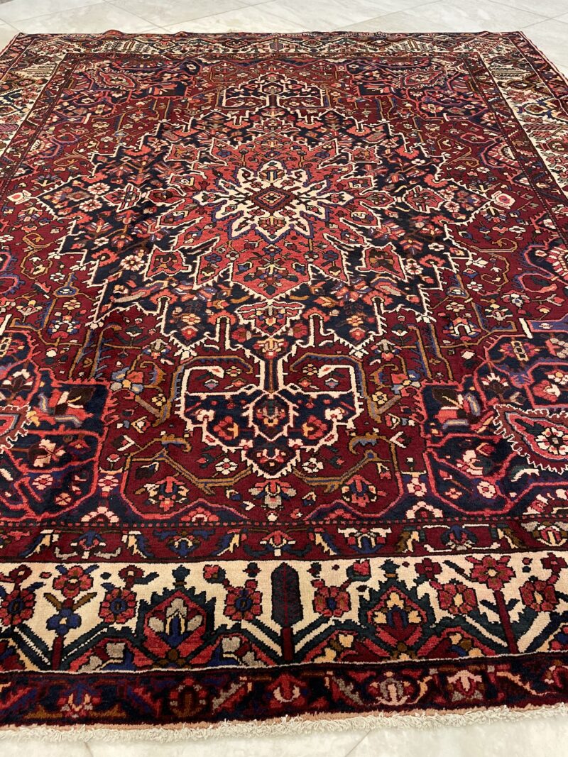 365X309 Persian Bakhtiari Rug سجاد فارسي بختياري - Image 4