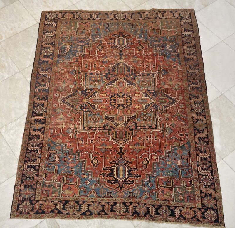 347X251 Antique Persian heriz serapi Rug سجادة فارسيه هريس أنتيك