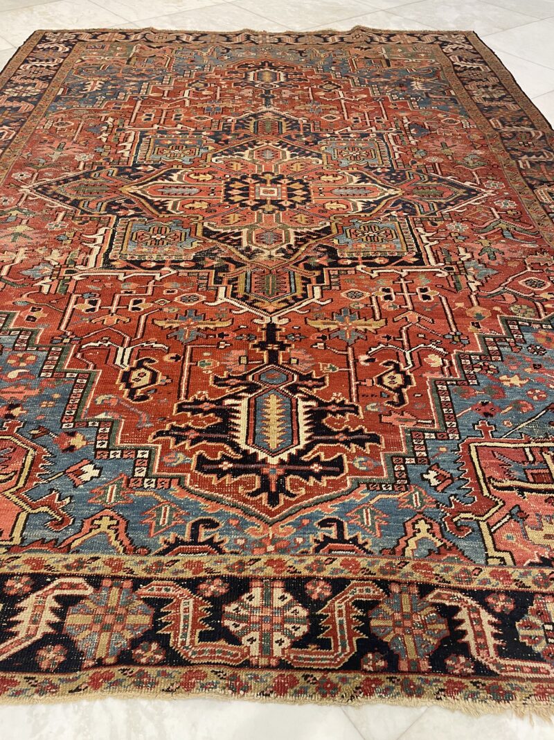 347X251 Antique Persian heriz serapi Rug سجادة فارسيه هريس أنتيك - Image 2