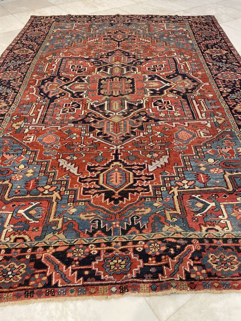 351X248 Antique Persian heriz serapi Rug سجادة فارسيه هريس أنتيك - Image 3