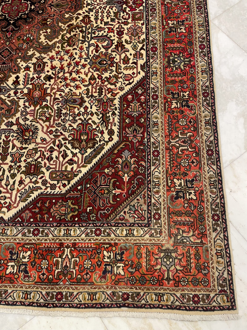342X243Persian Tabriz Rug سجادة فارسيه تبريز - Image 3