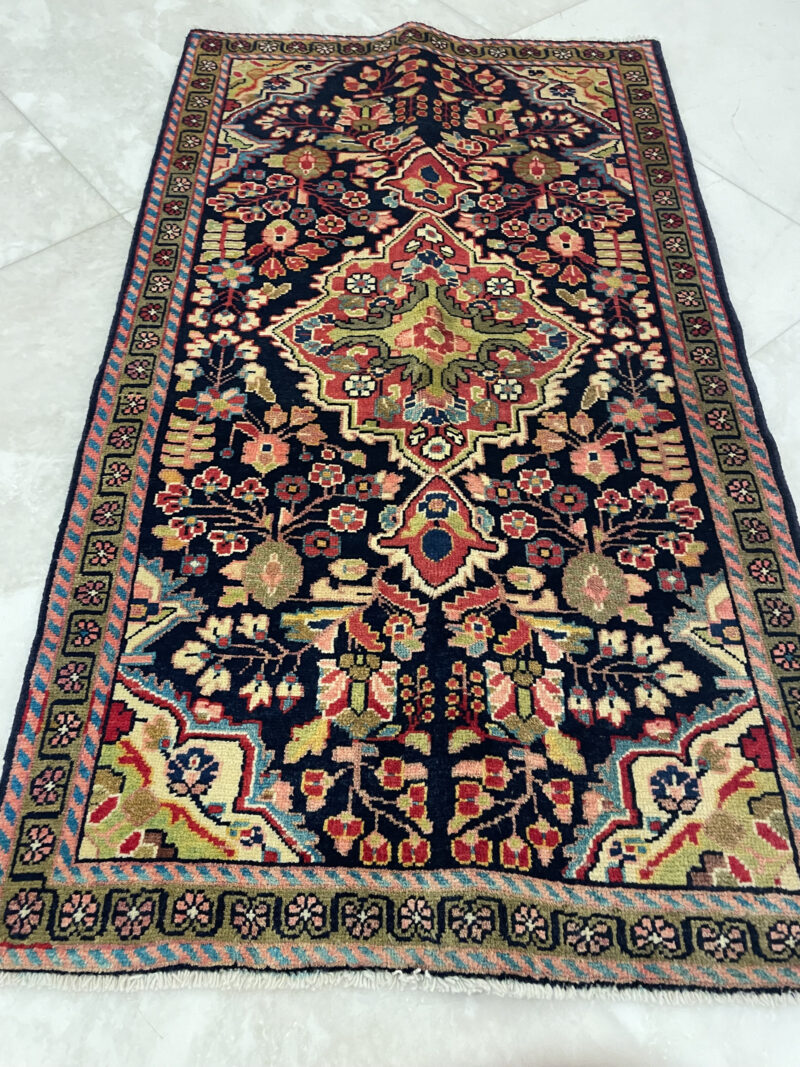 135X77  Persian Hamdan Rug سجادة فارسيه همدان - Image 2