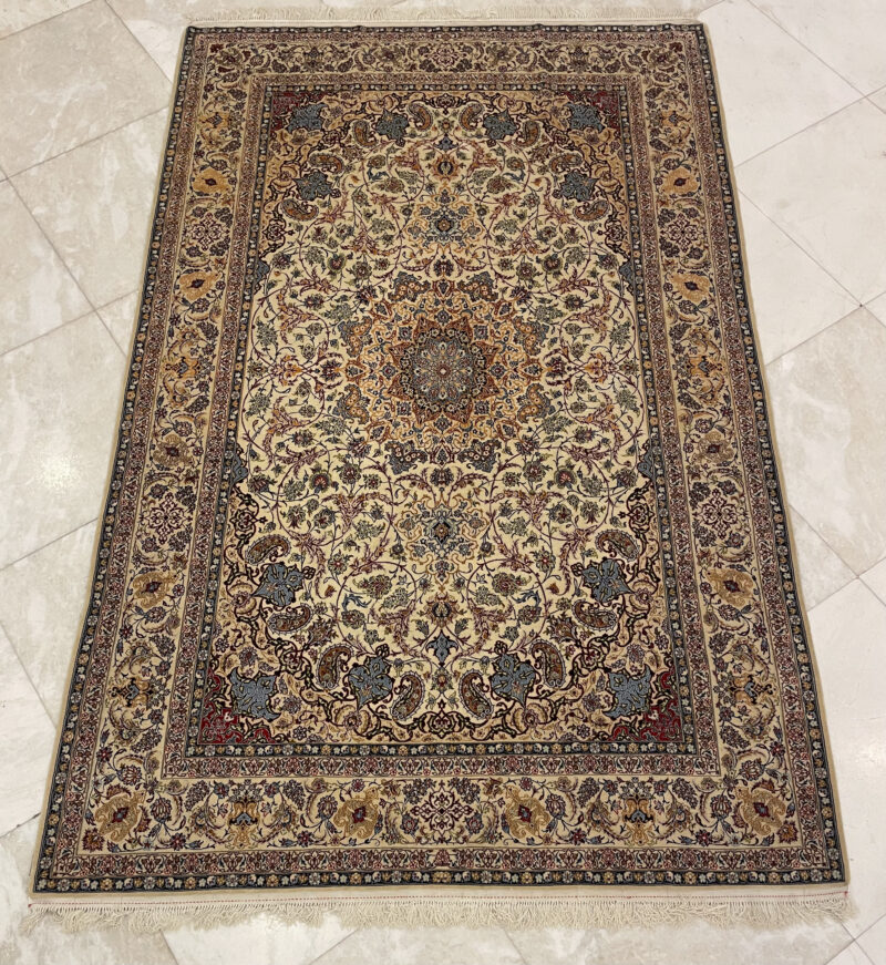 327X207 Persian Isfahan rug سجادة فارسيه أصفهان